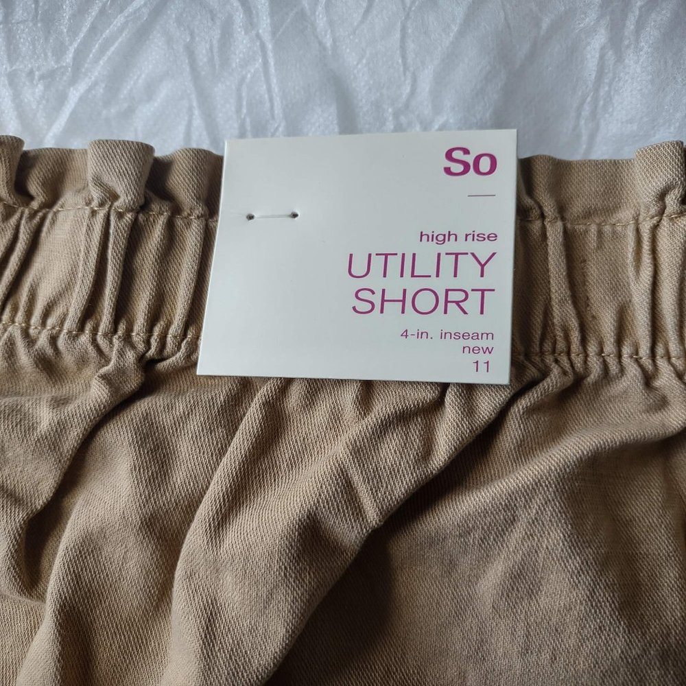 NWT Tan Twill Shorts - Picture 5 of 6